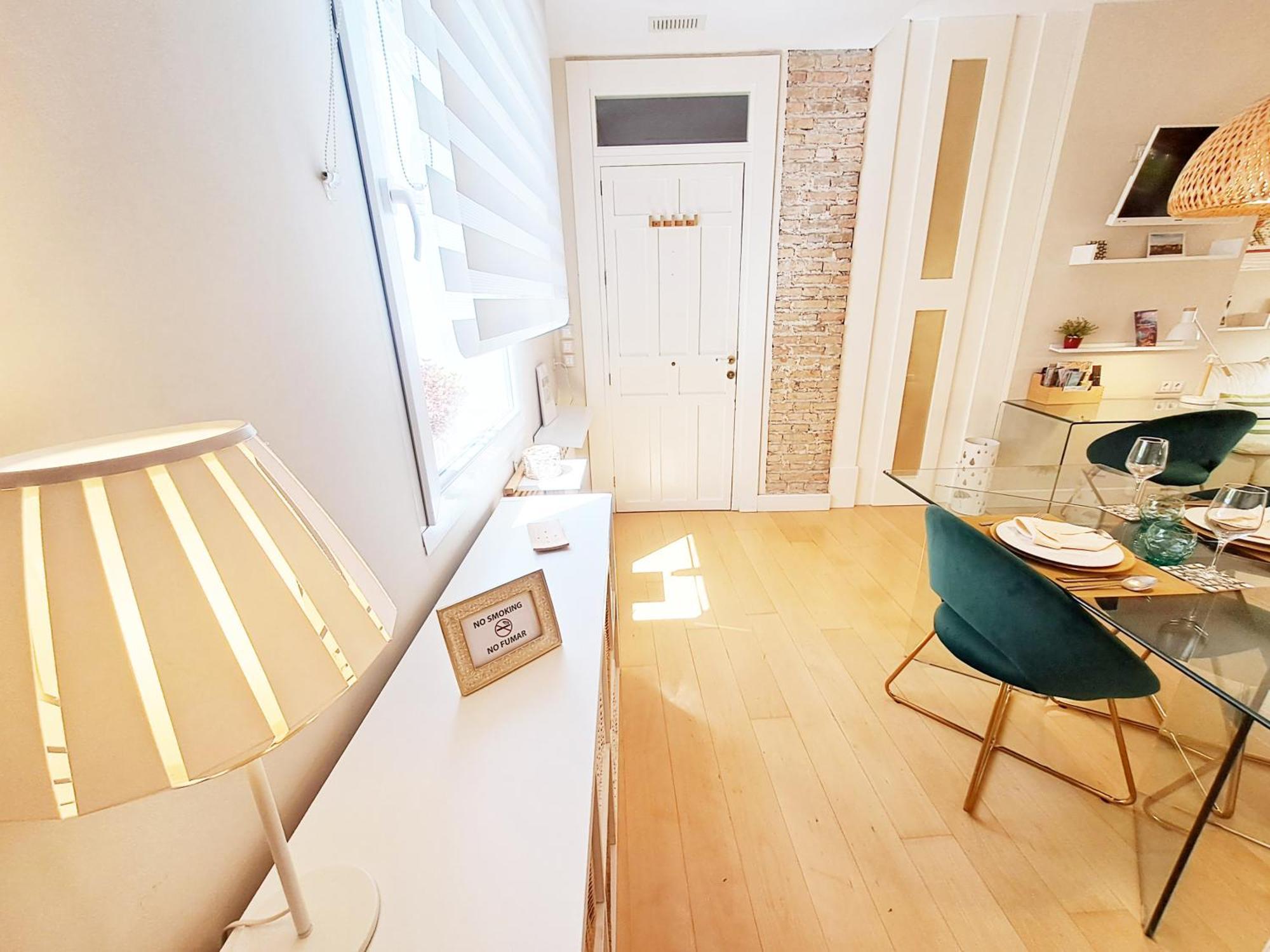 Apartasuite Centro Historico Atico Tranquilo Y Luminoso En El Corazon De Granada Eksteriør billede